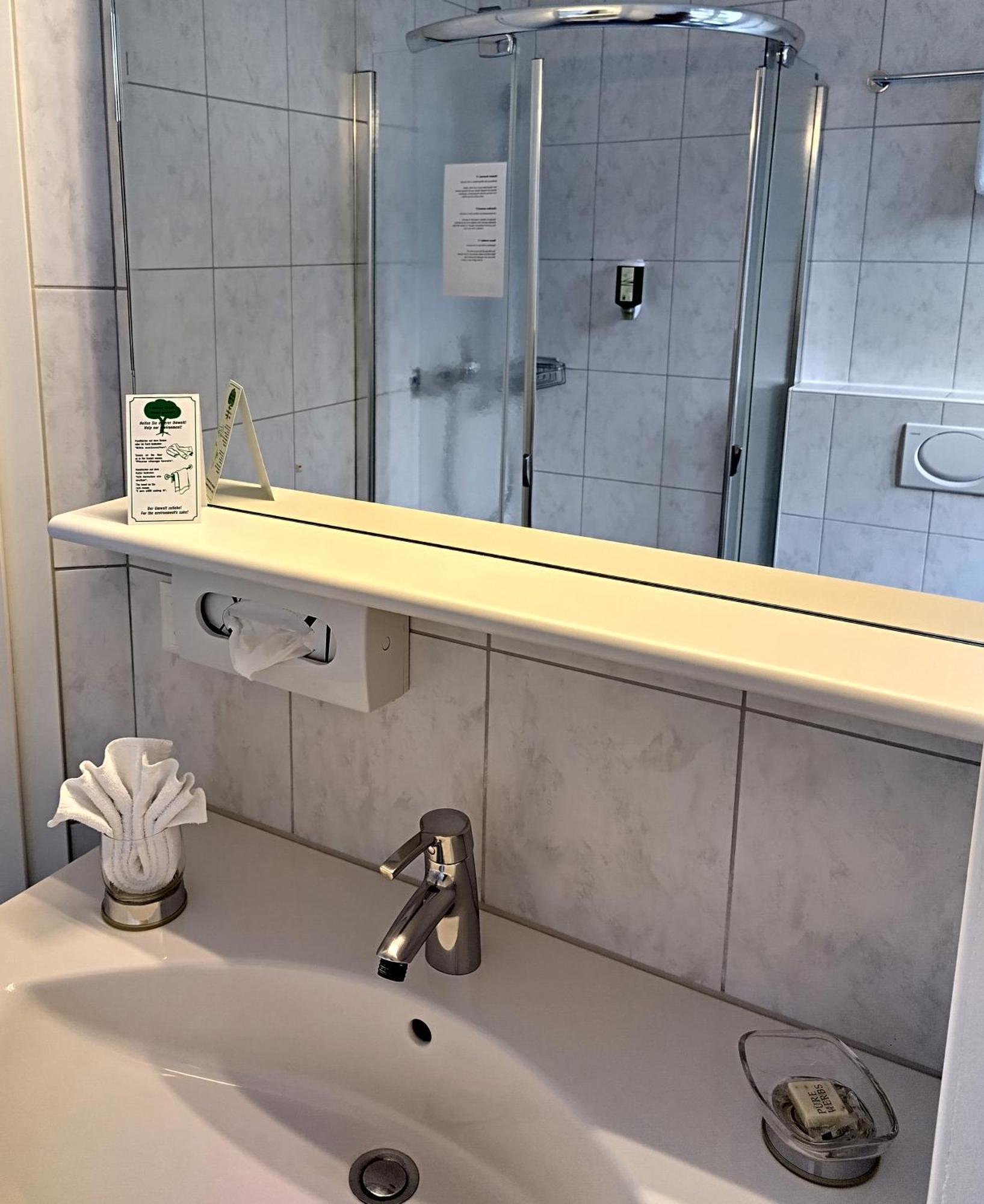 Hotel-Restaurant Bellevue Флимс Екстериор снимка